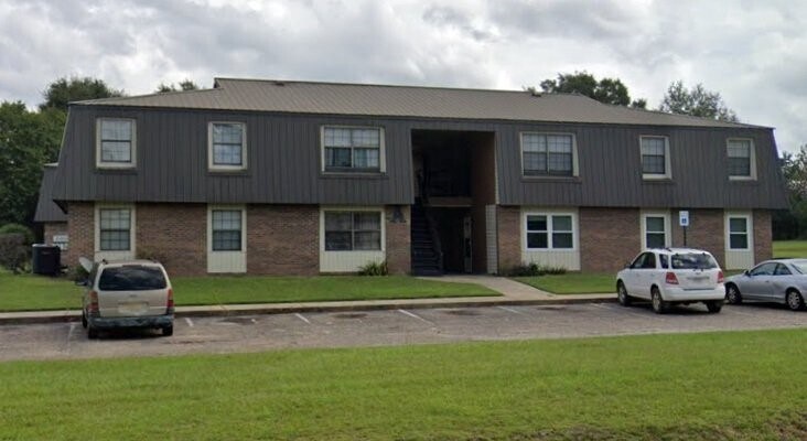 Photo - 626 N State Hwy 103