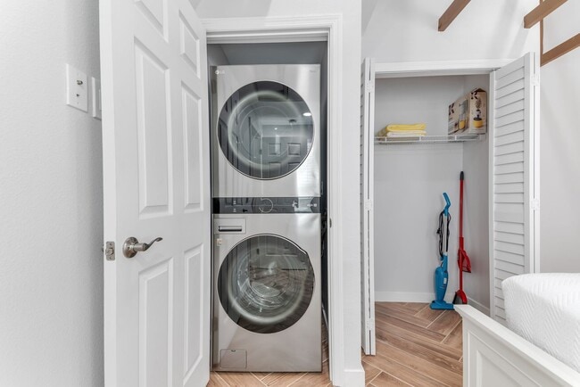 Photo - 601-603 Lyndhurst St Unit 601 A