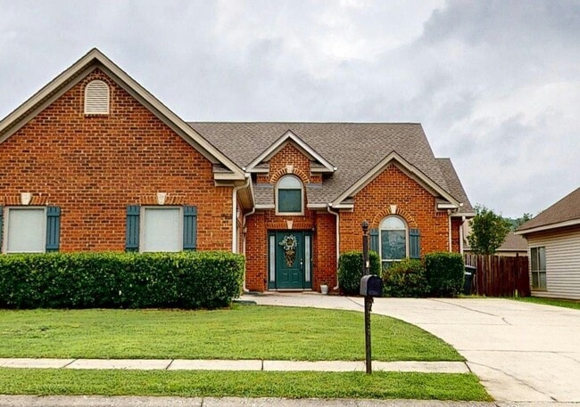 Building Photo - 2049 Forest Lakes Ln