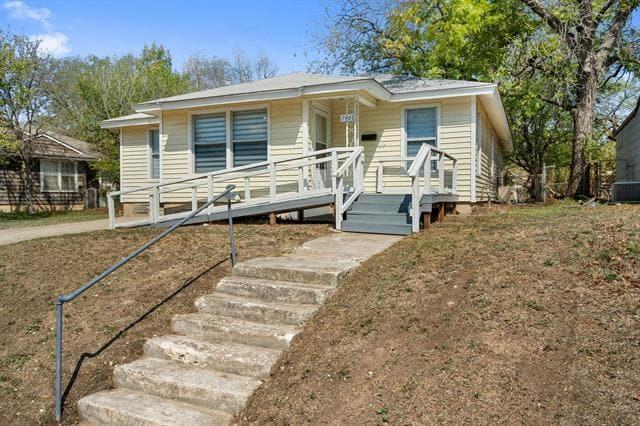 Building Photo - 7460 Aberdeen Dr