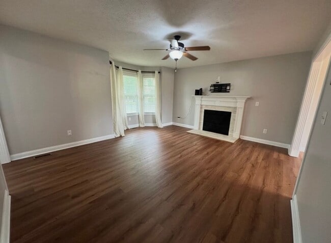 Photo - **For Keys in Hand ASAP - Inquire Within for Details**