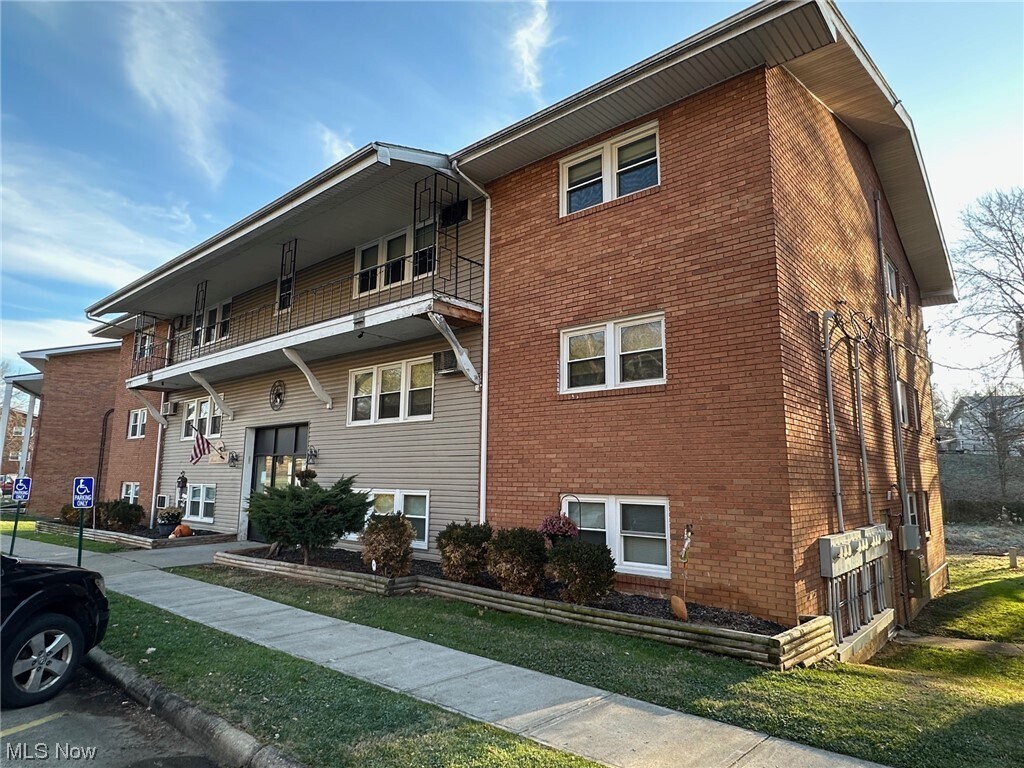 600710 Lakeside Dr Apartment Cambridge, OH