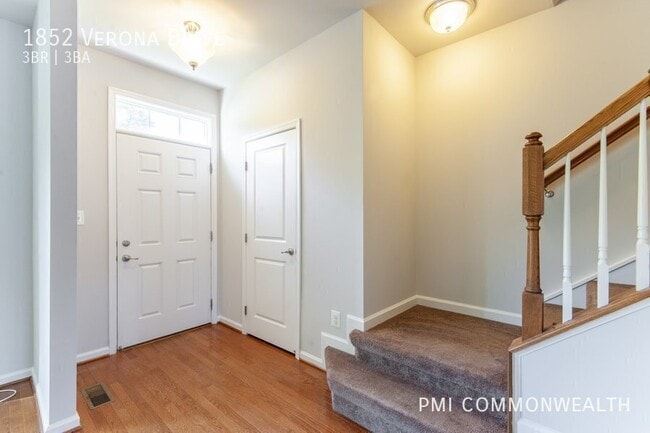 Photo - 1852 Verona Dr