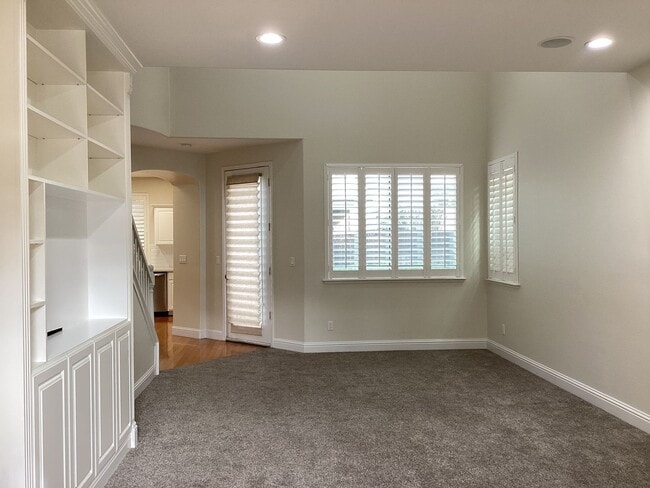 Photo - 741 W Barcelona Ln