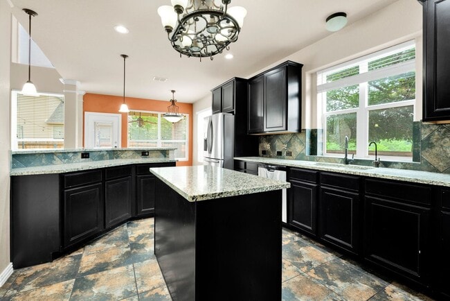 Photo - Spacious 5-Bedroom Beauty in Estonia –  with Community Perks!