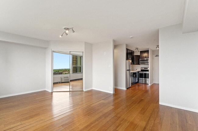 Photo - 3600 N Lake Shore Dr Unit 1616