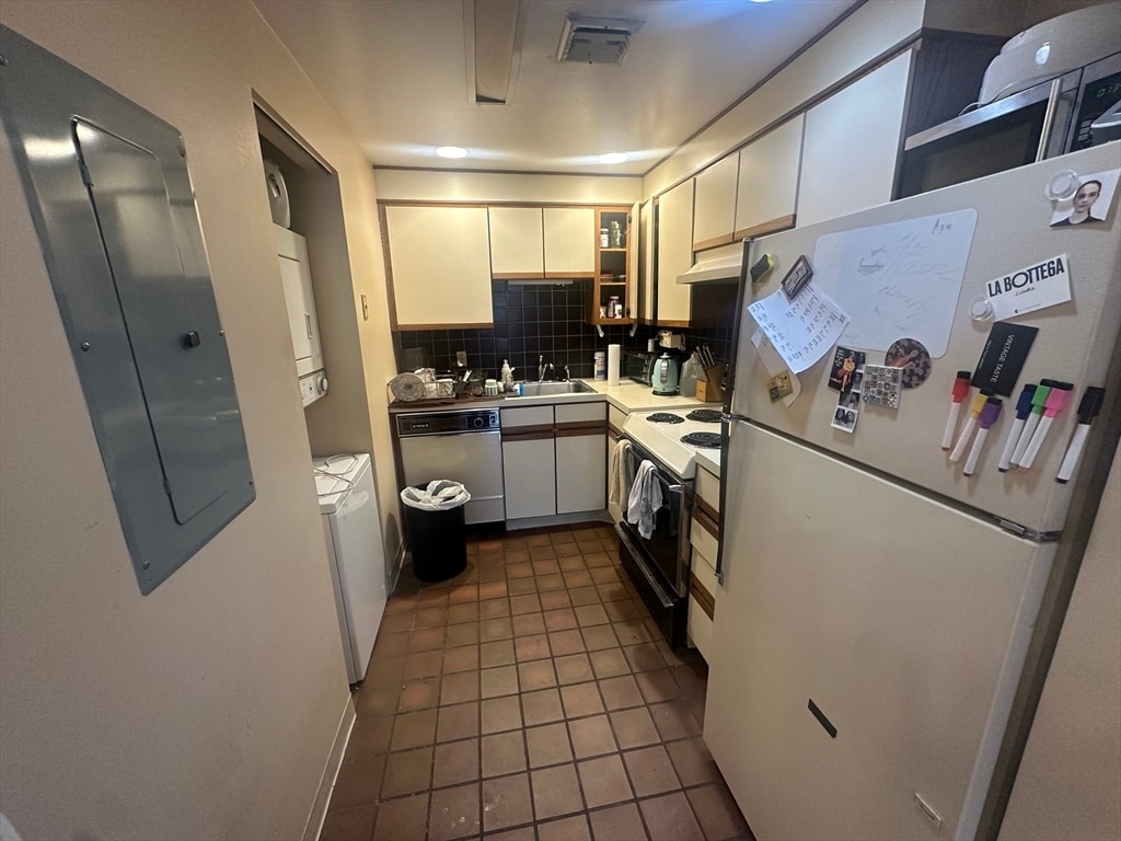 Photo - 103 Gainsborough St Apartamentos Unidad 302E