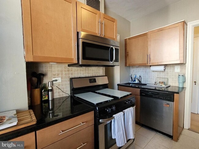 Photo - 2031 Locust St Unit 802