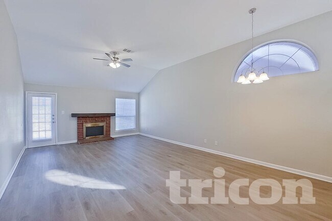 Photo - 10224 Long Rifle Dr