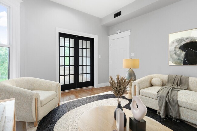 Photo - 6923 S Vernon Ave Unit 1