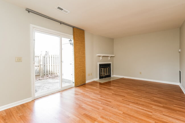 Photo - 4235 Baylor St