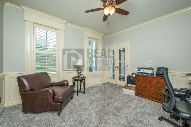 Photo - 4631 Timberline Dr