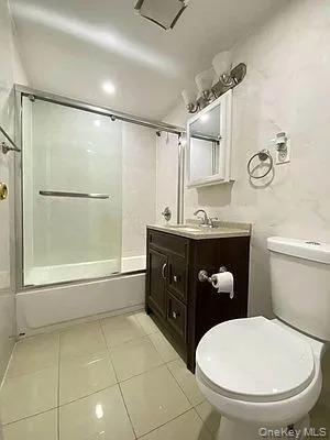 Photo - 57-45 74th St Unit 305