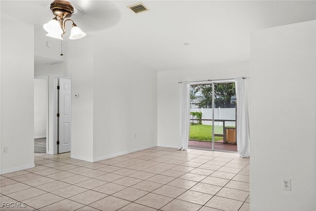 Photo - 1425 SW 10th St