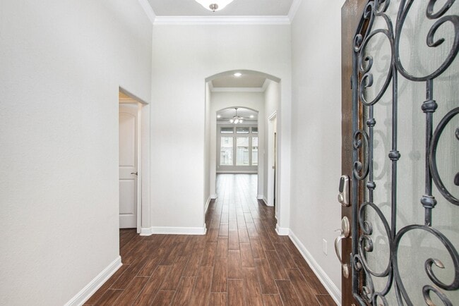 Photo - 18911 Cypress Bay Dr