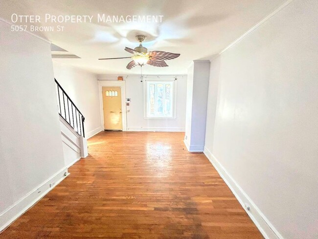 Photo - 5057 Brown St