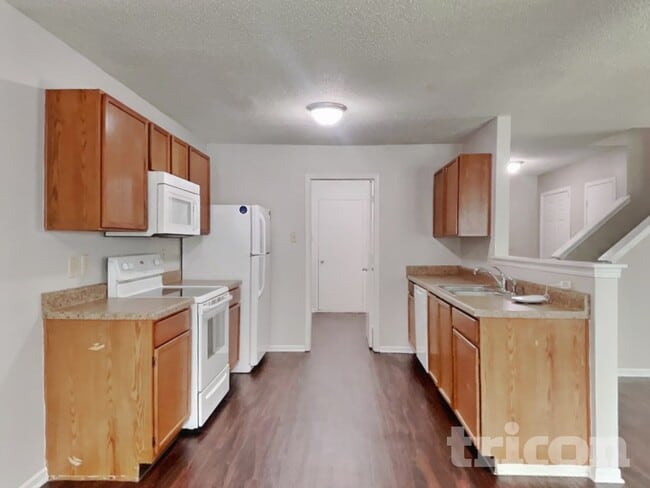 Photo - 2720 Redland Ln