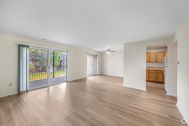 B1 2BR, 2BA - 1,1150SF - Living Room