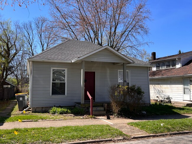 3-Bedroom Close to Campus Available August... - 3-Bedroom Close to Campus Available August... House