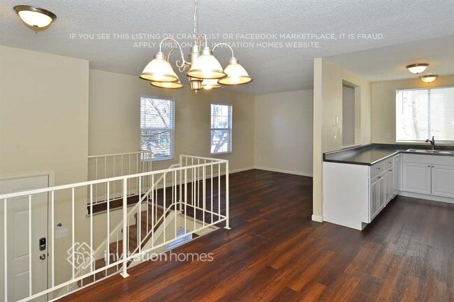 Photo - 17634 Snowberry Way