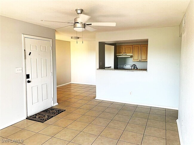 Building Photo - 2929 Winkler Ave Unit 1018 Rental