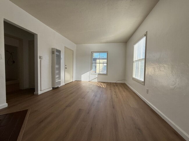 Photo - San Pablo 2431/2433 Unit San Pablo 2433B