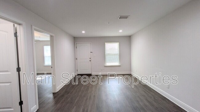 Photo - 313 N Navy Blvd Unit 2A