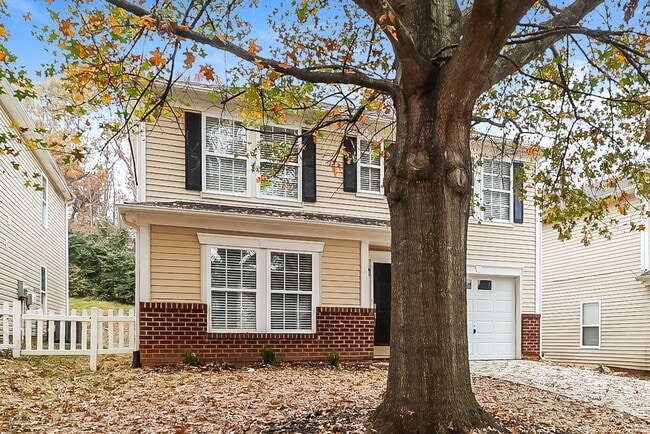 Photo - 2011 Dunsmore Ln