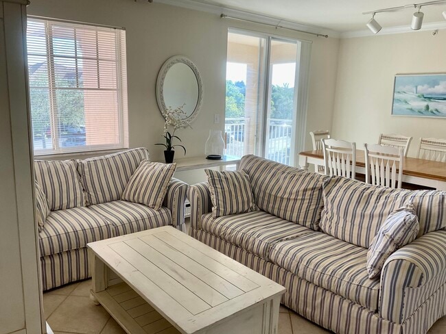 Building Photo - 6556 Emerald Dunes Dr Unit 303