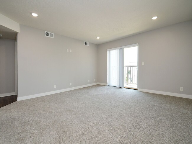 Photo - The Belmont Apartments