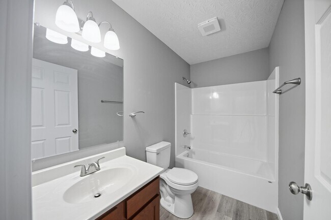 Photo - 2170 Sharkey Rd Unidad Apt 3