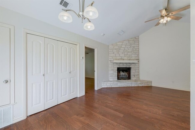 Photo - 1802 Rawhide Dr