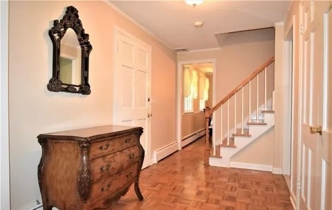 Foyer - 25 Shelter Rock Rd