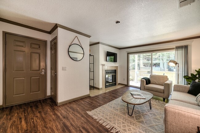 Belmont 2x2 Living Room