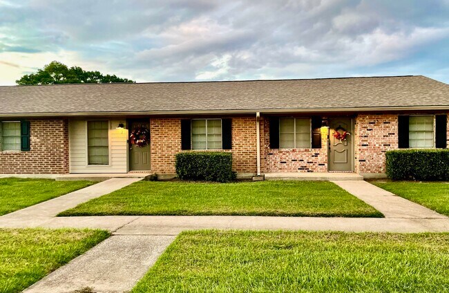 Photo - 5458 Folsom Dr