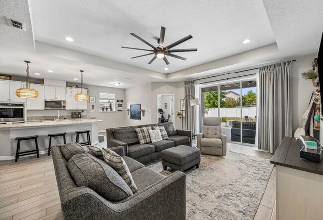 Photo - 86167 Amaryllis Court