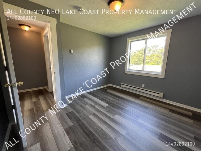 Photo - 1372 Massachusetts Ave
