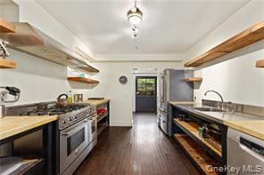 Photo - 118 Old Mill River Rd