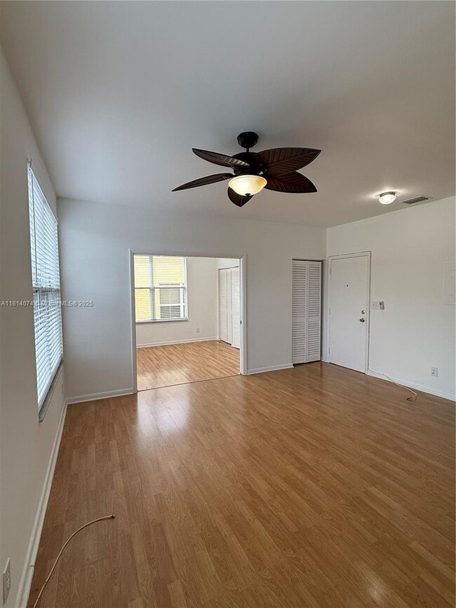 Photo - 4215 Sheridan Ave