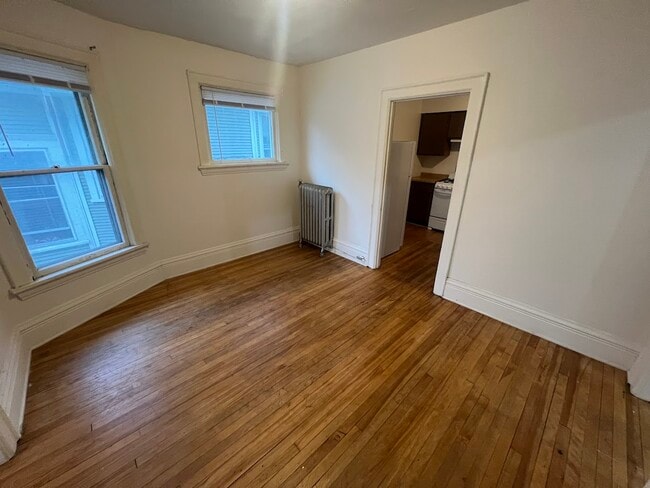 Building Photo - 221 N Livingston St