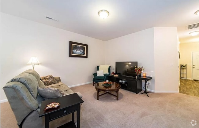 Building Photo - 2411 Hartfield Cir Rental