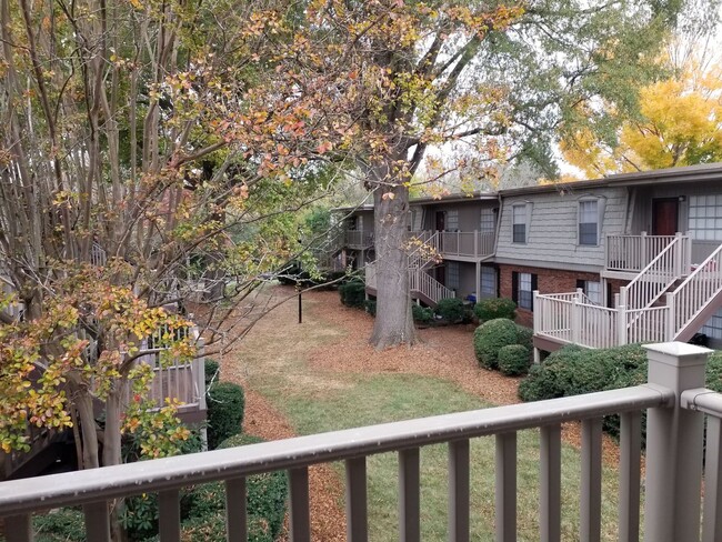 Upper Level Overlooking Courtyard - Salem ... - Upper Level Overlooking Courtyard - Salem ... House