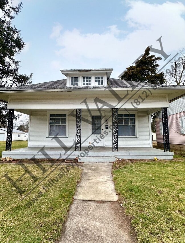 Building Photo - Two Bedroom Home in East Side Location
