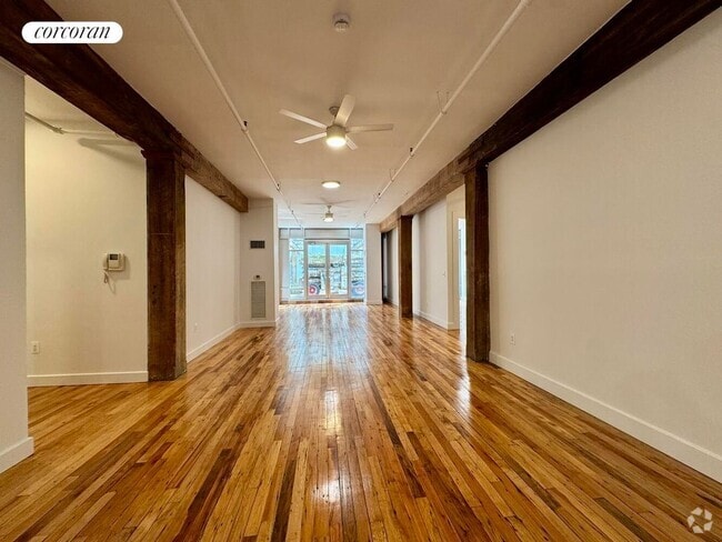 Building Photo - 275 Conover St Rental