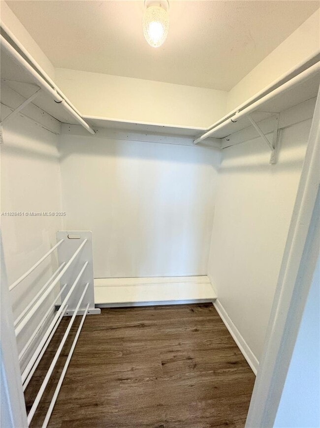 Photo - 8435 Sunrise Lakes Blvd Unidad 302