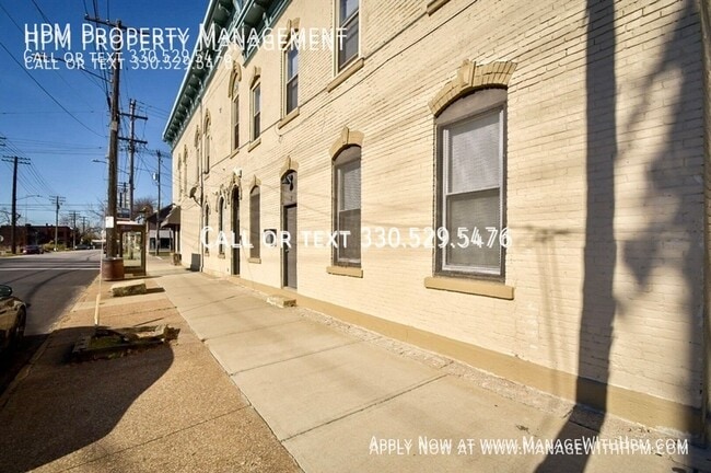 Photo - 2179 W 11th St Unit 7