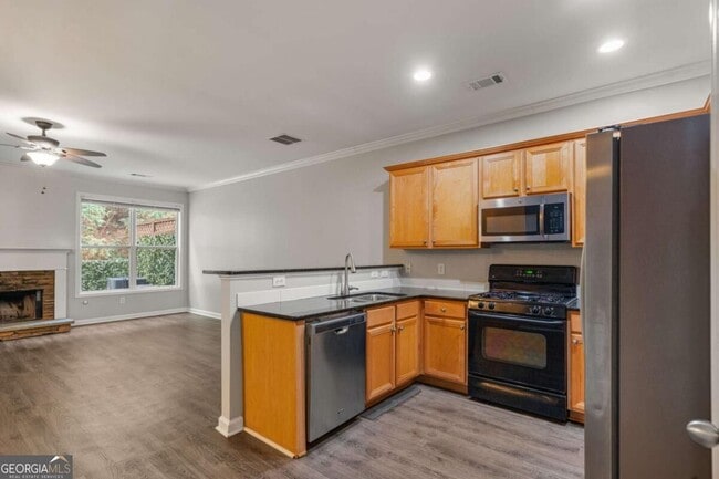 1030 Firethorne Pass