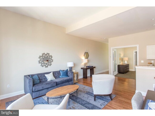 Building Photo - 600 N Broad St Unit 208 Rental