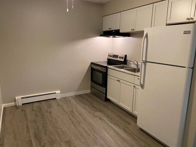 7511 Dennis Drive