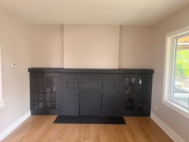 Photo - 1328 E 21st Ave